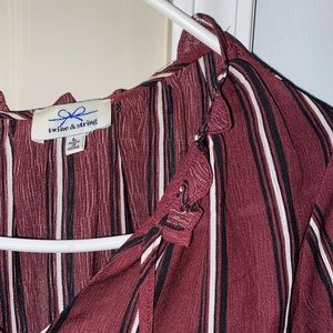 Cute burgundy shirt